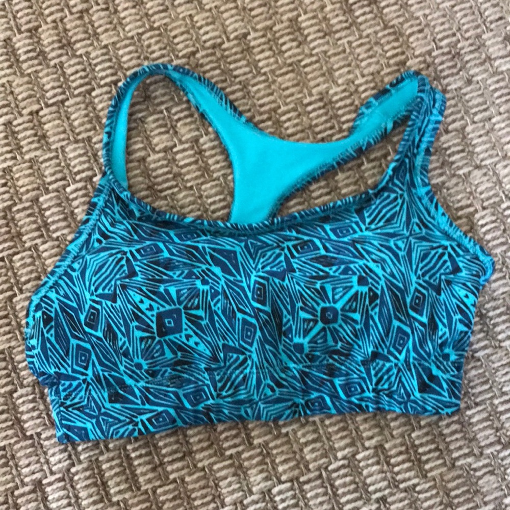 Sports bra